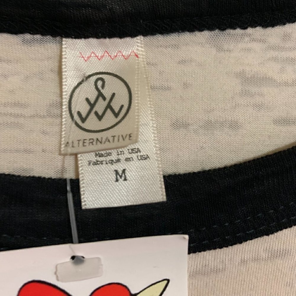 XOXO Art & Co. Graphic Design Jersey Crew Neck. "Follow Your Arrow" Size Medium - Picture 4 of 7